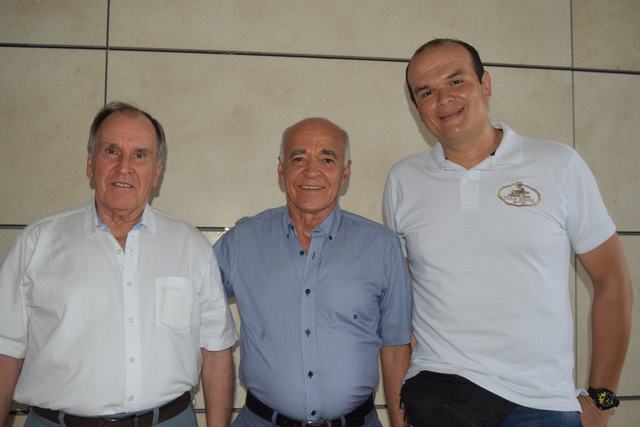 Eduardo García, Guillermo Cabrera Falla y Víctor Hugo Reina.